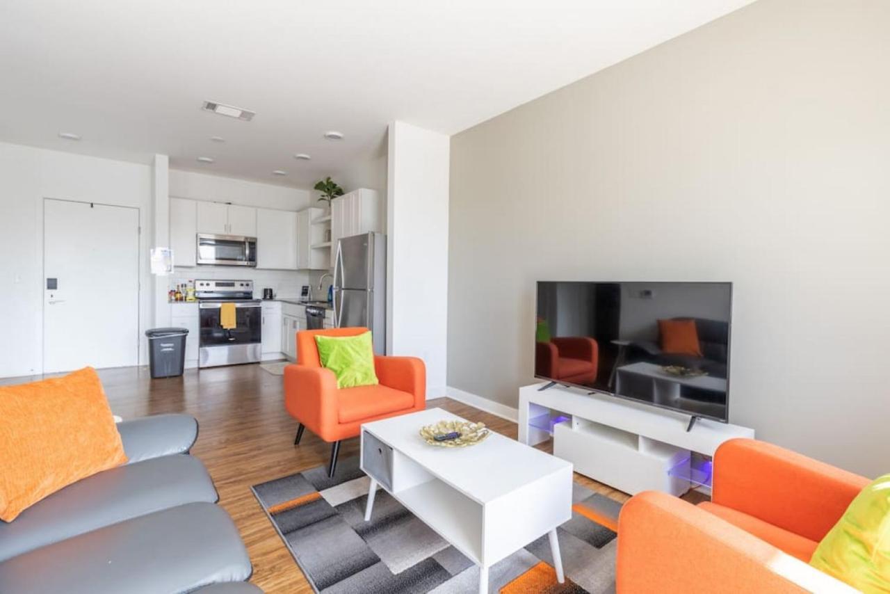 Affordable 1Bd, Comfy Queen Beds, With Gym Индианаполис Экстерьер фото